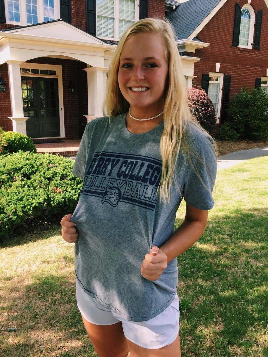 SOFOVball's tweet photo. Congrats to rising senior @mollyberginn for giving her verbal commitment today!!  You’ve worked hard for this opportunity, enjoy this moment!!   #BerryBound https://t.co/5yiDLPpWLa
