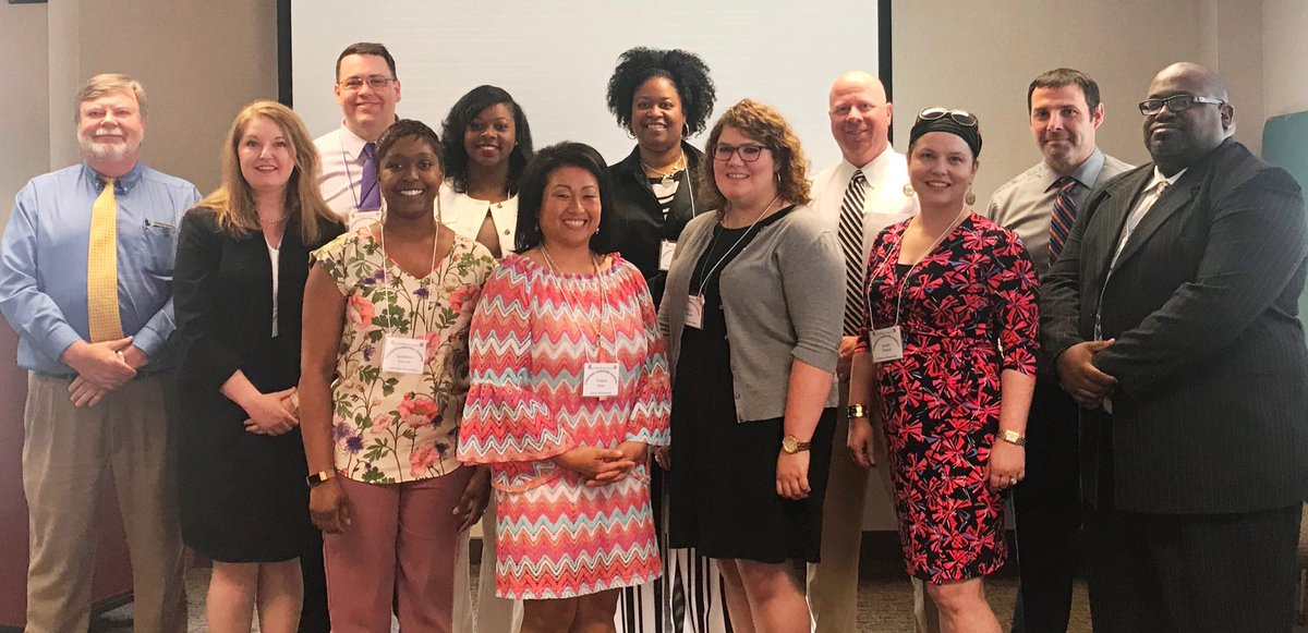 PEFldrshippgms's tweet photo. Welcome to the new Principal Leadership Academy cohort 9 @pefchattanooga @hamcoschools #HCDEengage #PLA9 https://t.co/bDJK5IQO9A