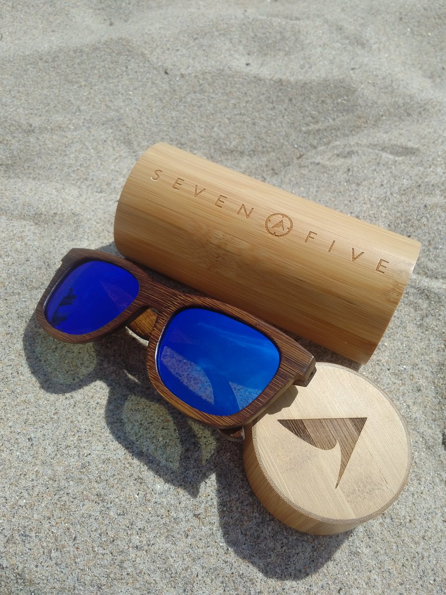 705 - Saratoga (Blue Lens) 

#705 #sevenofive #polarized #sunglasses #theyfloat #Muskoka #Bayfield #surfer #boater 

sevenofive.com