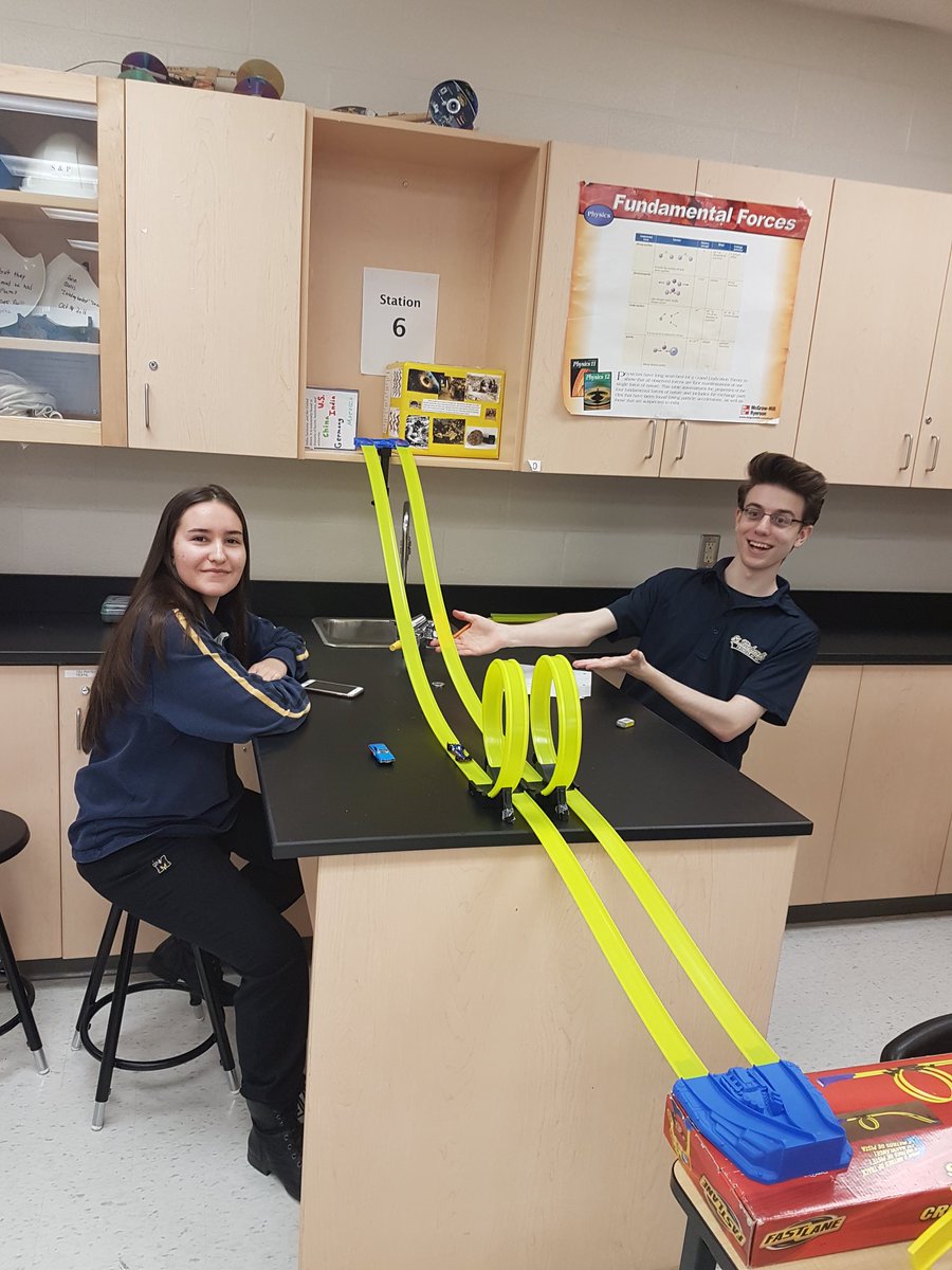 Devils_Agenda's tweet photo. Using hotwheels to learn about conservation of energy and efficiency #physicsrocks #handsonlearning @stmikesbolton @StMictv https://t.co/f5QUJB5eBs