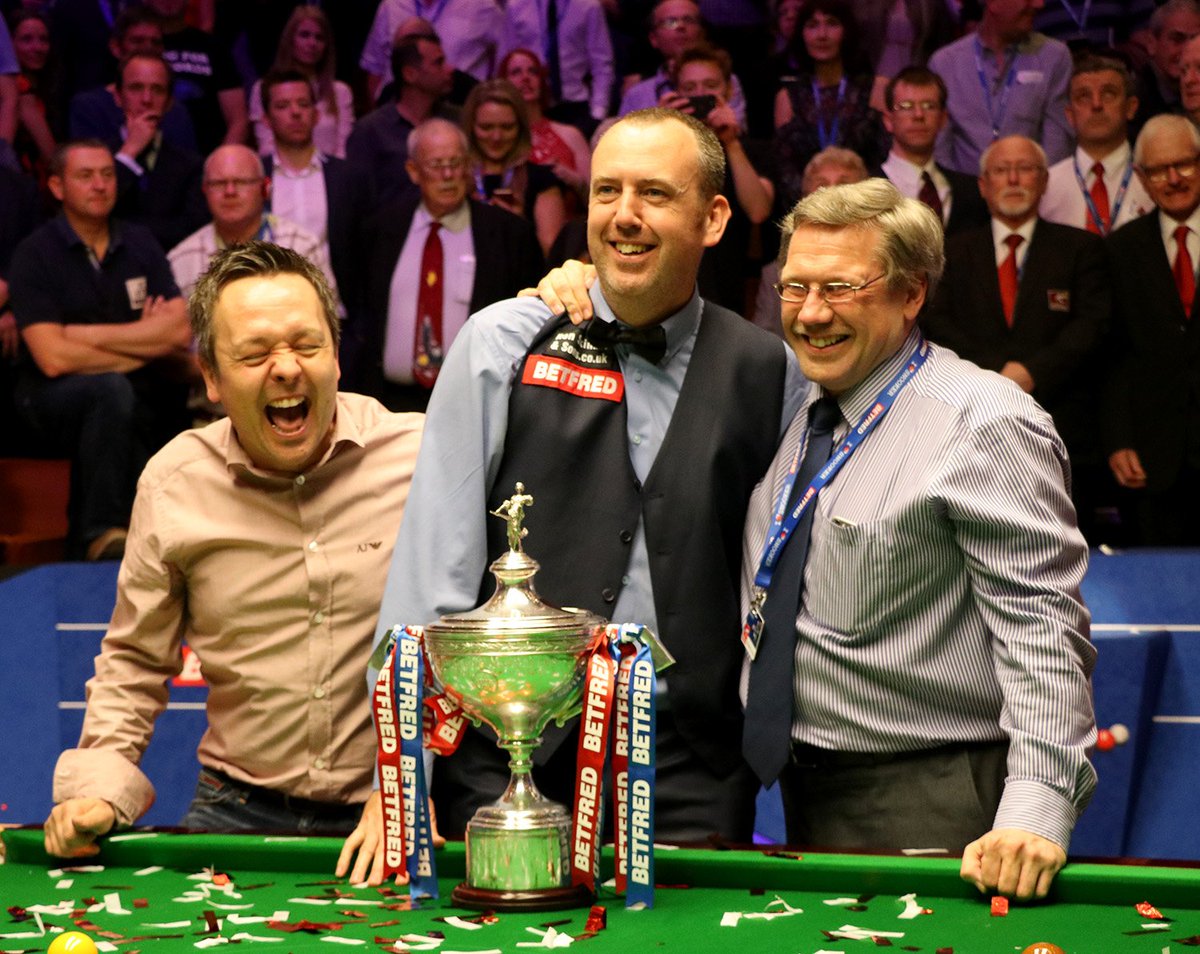 WPBSAofficial's tweet photo. 📷 GALLERY | Check out photos from the trophy presentation following @markwil147's world title victory at the Crucible this evening at our Facebook page 👉 https://t.co/9knEhD2JXp #ilovesnooker #Cue4All https://t.co/cski6dI1ul