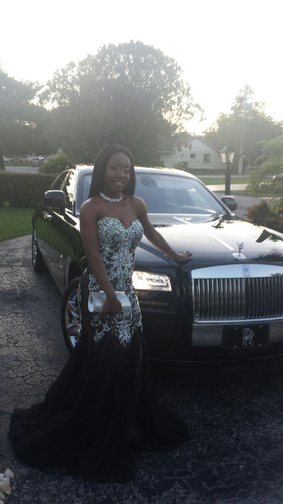 mochadollk's tweet photo. 2K18๐
๐พ#MLECprom https://t.co/C6fMl9T3MQ