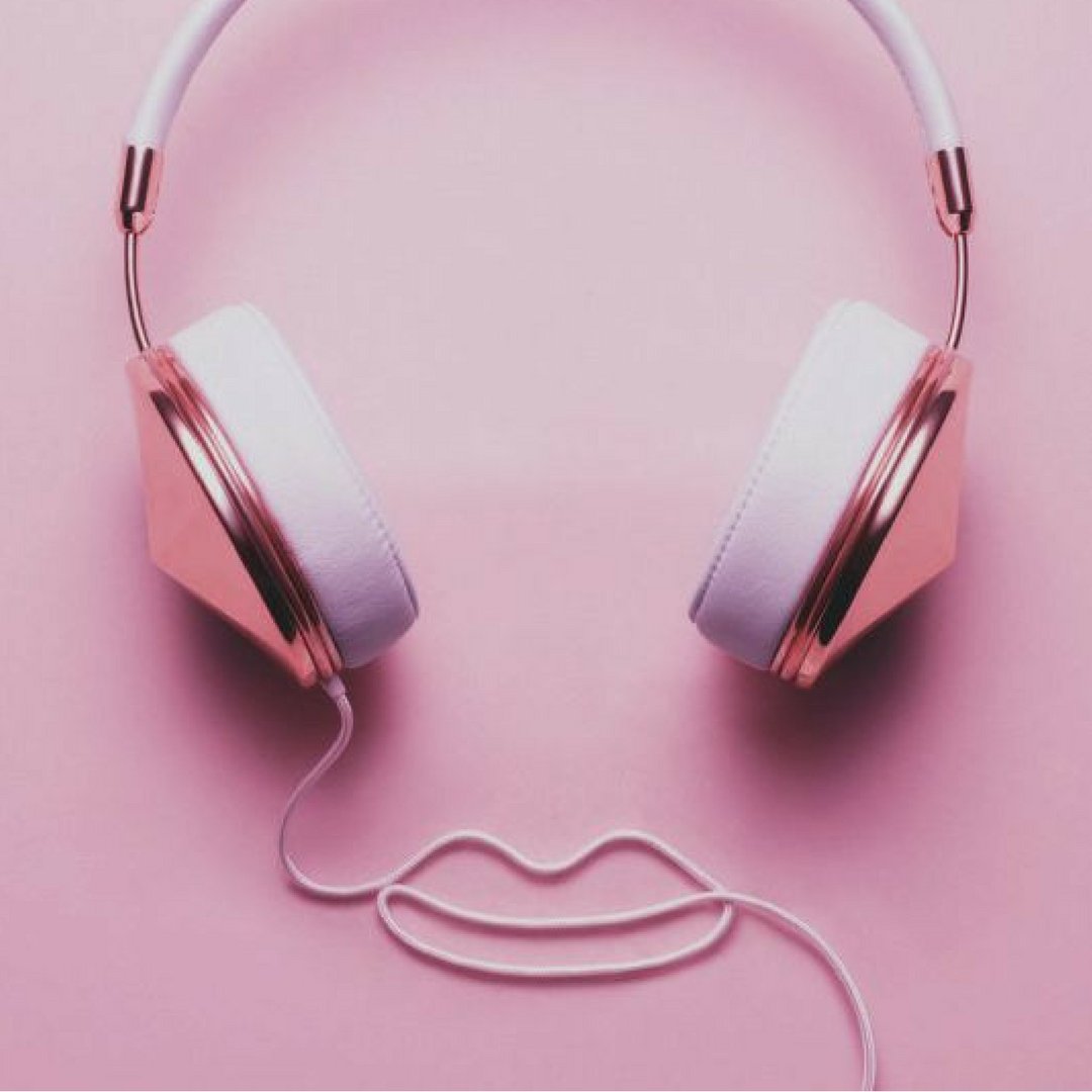 AniyahSimone's tweet photo. My greatest love is music! 🎵💗 https://t.co/f6FsaTr7p0