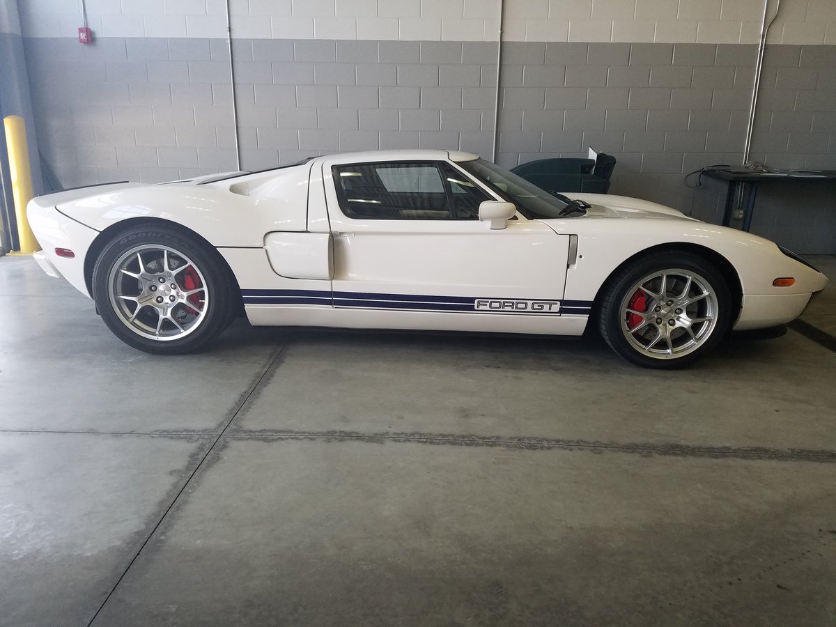 GillinghamFord's tweet photo. So this came through Service today 🔧
#WhatevereItTakes #Game4 ❤💛
#WeFixAnything👍🚦🛑⛽
#OpenTill9pm 🔊💙🕘
#FordGT 🔥👀 https://t.co/nUjgfasMjJ