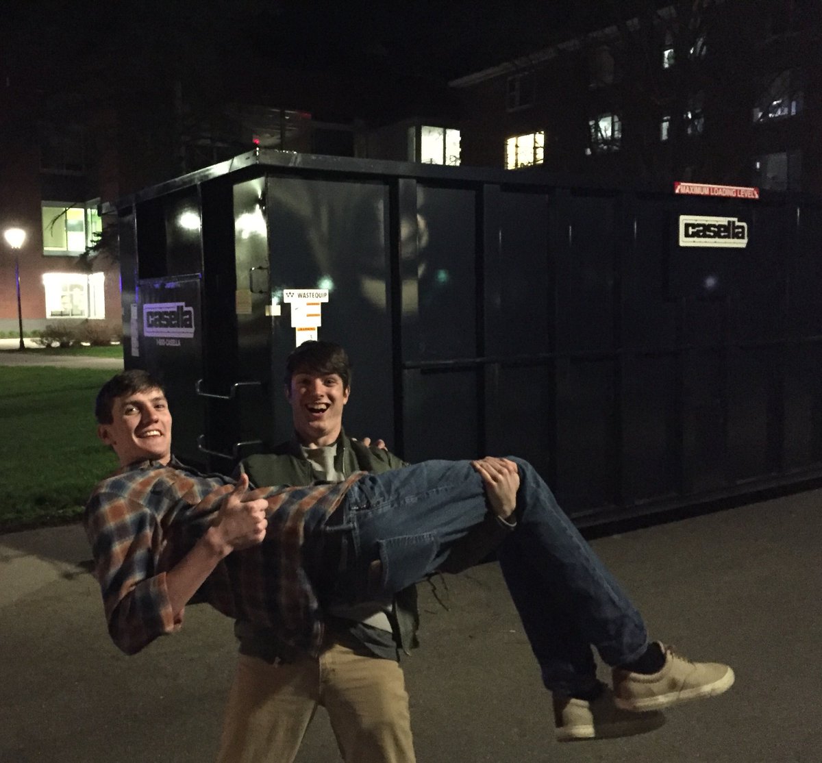 MikeCheckSMC's tweet photo. The torch has been passed once again, from the short skinny guy to the tall skinny guy. See ya next year Saint Mike’s! https://t.co/ucRsk0YpHV