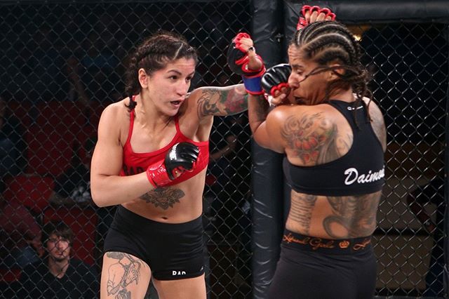 SusanCingari's tweet photo. ICYMI #PannieKianzad @panniekianzad defeated #BiancaDaimoni via unanimous decision (30-27, 30-27, 30-27) at #InvictaFC29. .
.
It was a much-needed win for Kianzad, who improves to 2-3 in the promotion, having lost her last three fights. Daimoni was makin… https://t.co/5EXu7VRLyA https://t.co/rD2rIu7fLU