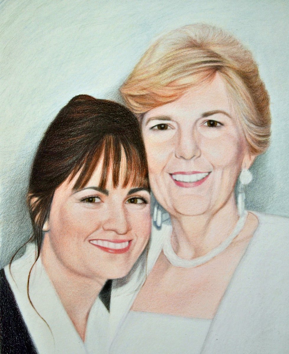DsgnYourCanvas's tweet photo. #OrderOnline at #DesignYourCanvas #ColorPencil #Drawing #Portraiture #MothersDayGift #MotherAndDaughter #HappyTears https://t.co/fZwcPcTrd1