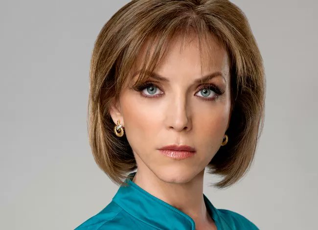 BlogRumoreS's tweet photo. Laura Flores se integrará a las filas de TV Azteca de la mano de unos de sus nuevos proyectos. @LauraFloresMx https://t.co/2pFbbDxPV8