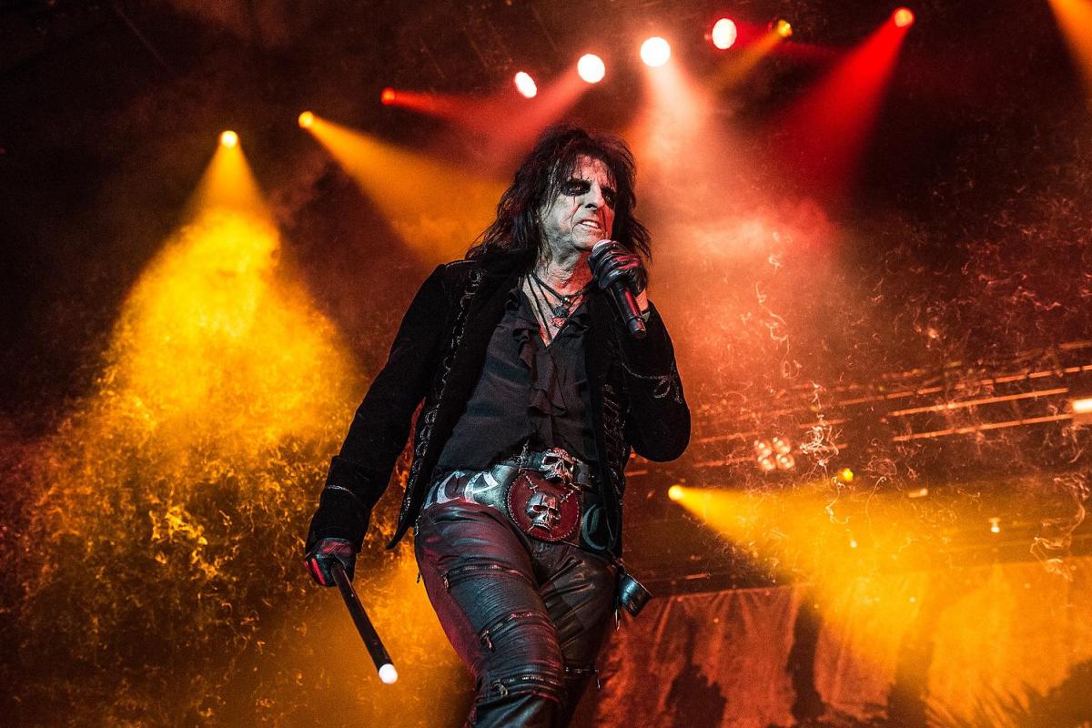 Happy Monday from your demented DJ, Alice Cooper! 