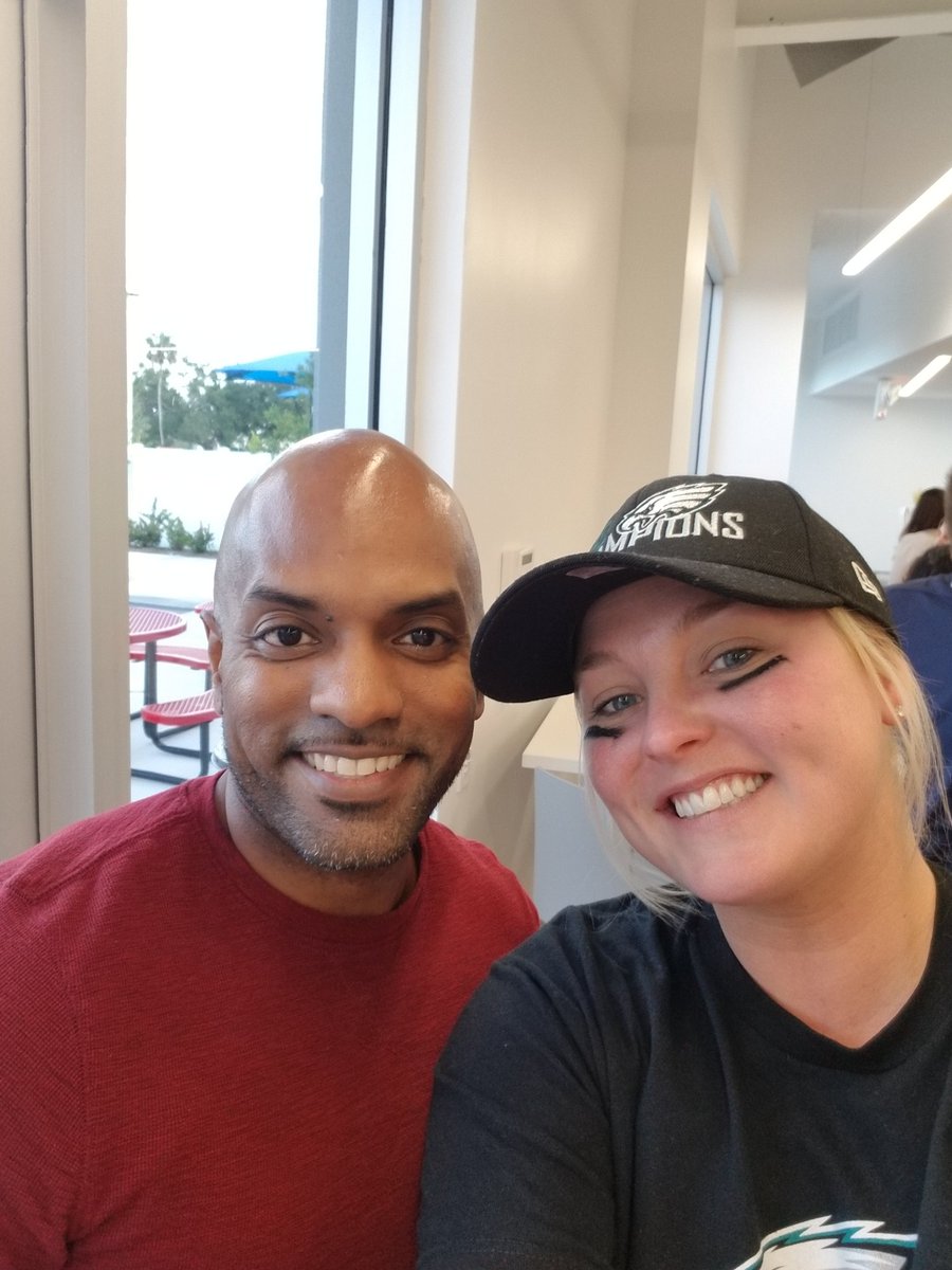 SammyTLEdtown's tweet photo. Sean from IT! The man! Love him more than bacon cake. @KimmieDevlin @JennyFromDtown @sarah_uban..... Our passwords are amazing! #LearnPlayGrow https://t.co/HtAPvL2w3T