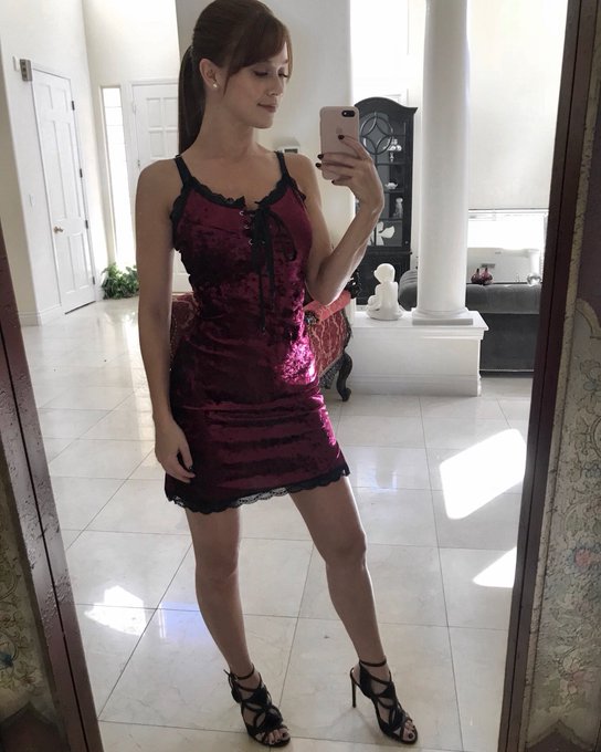 Date night in @dollskill 🖤 https://t.co/LAABluhgwG<a class="tags" target="_blank" title="On Twitter" href="/?out=eyJ0eXAiOiJKV1QiLCJhbGciOiJIUzUxMiJ9.eyJpYXQiOjE3MjEwMDc1NTAsImlzcyI6InR3cG9ybnN0YXJzLmNvbSIsIm5iZiI6MTcyMTAwNzU1MCwiZXhwIjoxNzUyNTQzNTUwLCJyZWRpcmVjdF91cmwiOiJodHRwczovL3R3aXR0ZXIuY29tL2RvbGxza2lsbCJ9.ipcKtmYRO-SuZKCQmcG8odCY___wpmB7Z1HrW37wIFjTBjZQMbrvTQXzcPpTdejrBIPZFvmkdvxYuvMf8mzLRg">@dollskill</a><a href="/tag/virtualhugs"class="tags"><span>#virtualhugs</span></a>