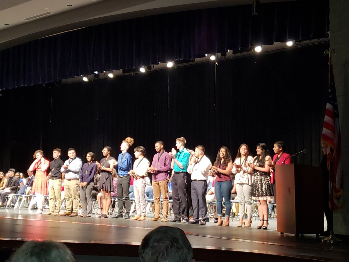 ManvelCTE's tweet image. What's that....our MHS kids are amazing! MHS CTE congratulates all ACC Dual Degree students! #ourfuture #toomanytoname