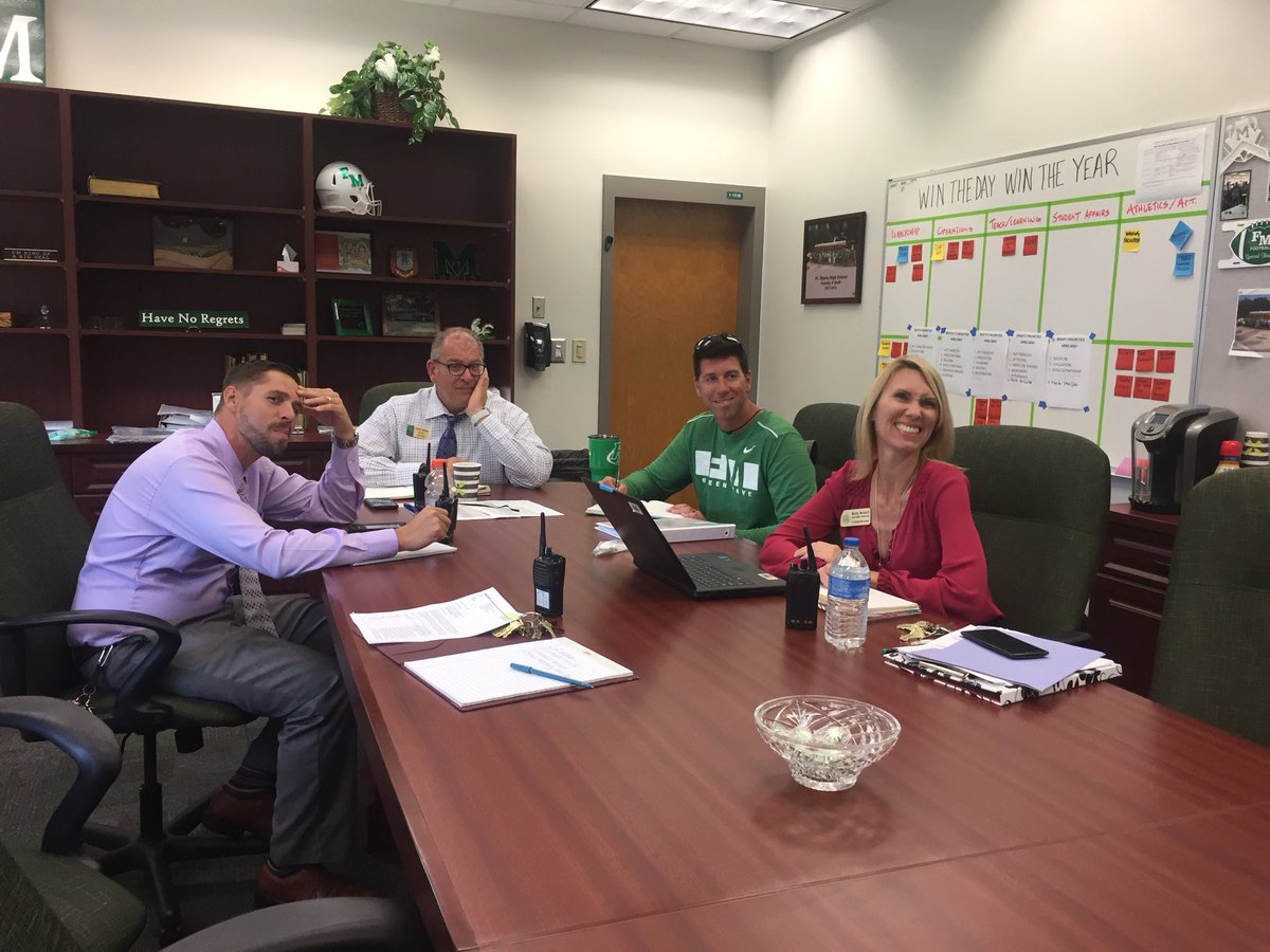 MStanford's tweet photo. I appreciate the awesomeness of this team! We’re all in this together! #webinar #missingJamie https://t.co/PwITQ6Qy8o