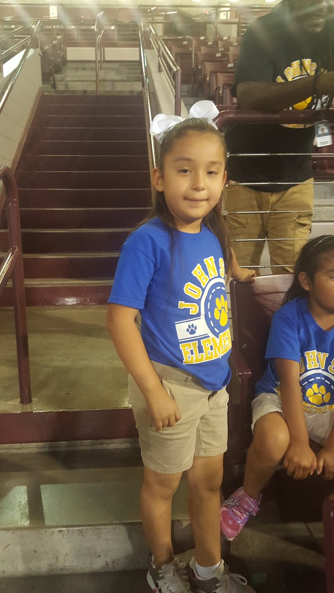 JohnsonES_AISD's tweet photo. Johnson  students ready to perform at MOC @Johnson_Elem15 @AldineISD https://t.co/IiyahB8cFL