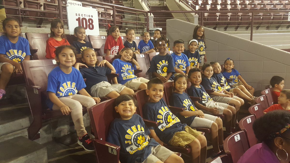 JohnsonES_AISD's tweet photo. Johnson  students ready to perform at MOC @Johnson_Elem15 @AldineISD https://t.co/IiyahB8cFL