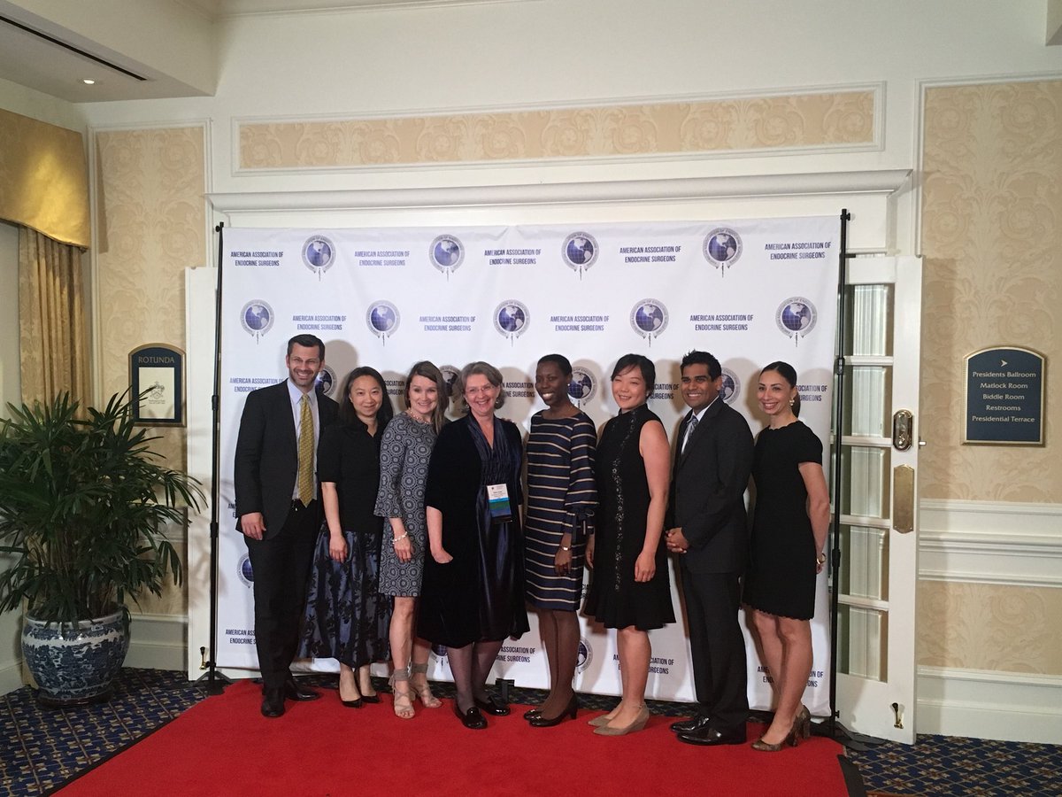 PittEndoSurg's tweet photo. @PittEndoSurg past and present fellows, and the whole crew, at the #AAES2018 banquet. https://t.co/SGwbcnUuTP