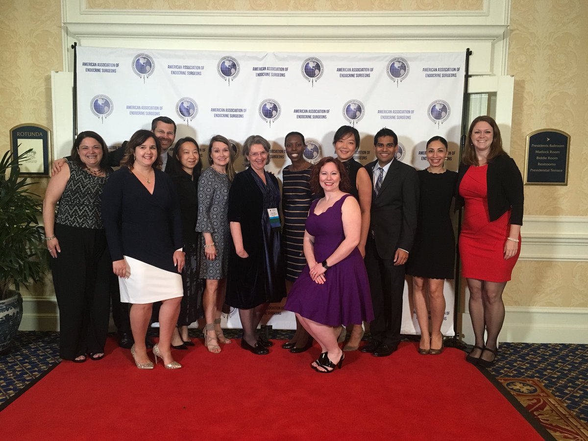 PittEndoSurg's tweet photo. @PittEndoSurg past and present fellows, and the whole crew, at the #AAES2018 banquet. https://t.co/SGwbcnUuTP