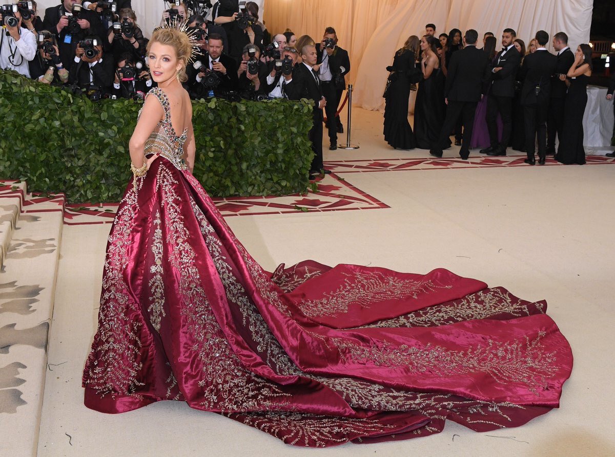 StiviDeTivi's tweet photo. Ya llegó #BlakeLively al #MetGala todas las demás ya se pueden ir a su casa, ¡Gracias por participar! https://t.co/ibIrpQGCMd