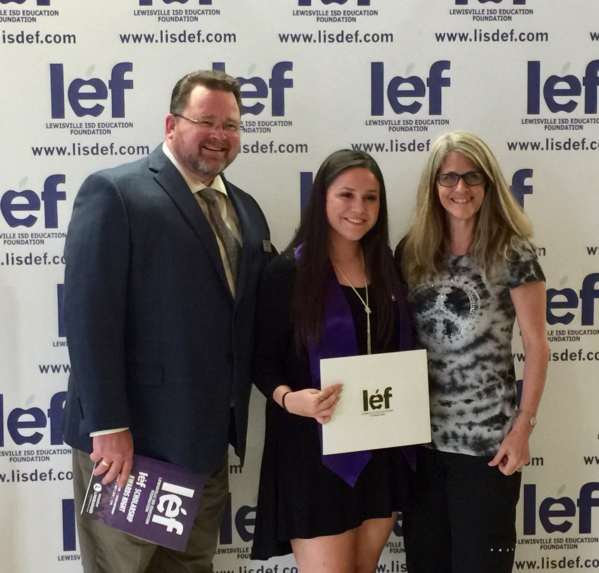 RodMcGinnis's tweet photo. So proud of Alyssa Sage, the first recipient of the Creekside No Excuses Scholarship!
@mrscusanosclass
@CreeksideCubs
#LEFawards https://t.co/XHlC7kamla