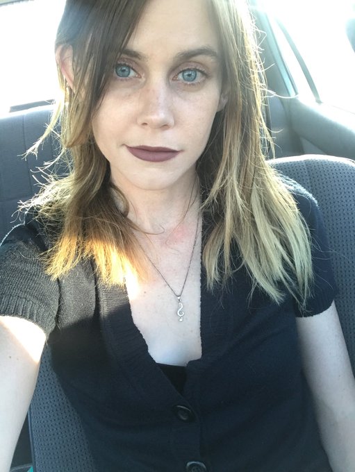Without the glasses 😎😋 https://t.co/OXmEUBQj5E<a href="/tag/camgirl"class="tags"><span>#camgirl</span></a>
