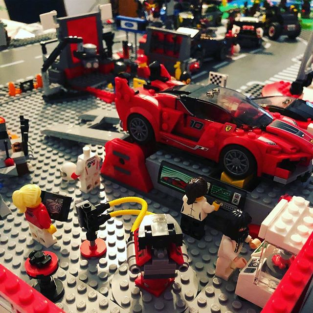 Making mods #modshop #ferrari #mechanic #speed #race #raceprep The multiverse #imagine-nations #Lego #Legocity #bricks #brickcity #afol #multiverse #dccomics #marvel #builderburg #legolopolis