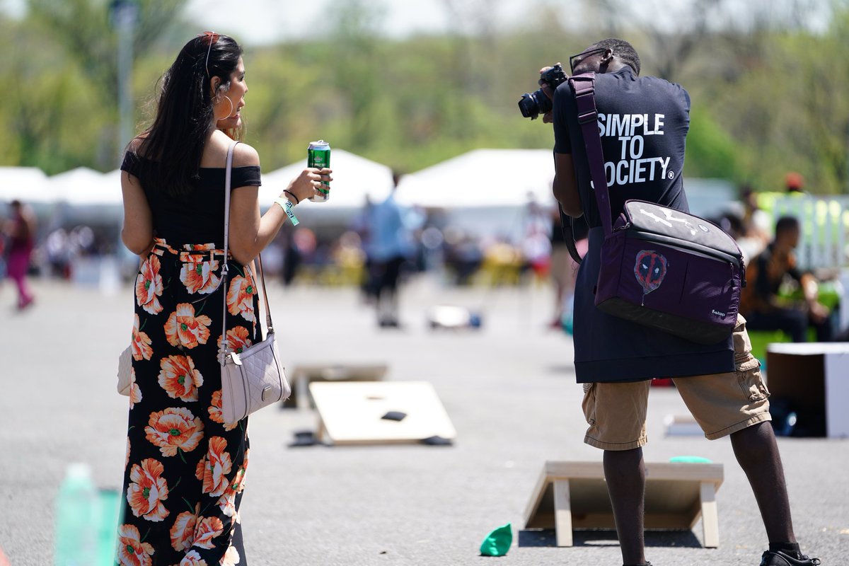 freezeframe_43's tweet photo. @TravieTrav_DMV with the stealth shot at @BroccoliCity festival. #BCFest2018 #simpletosociety https://t.co/FNbZlNxvVv