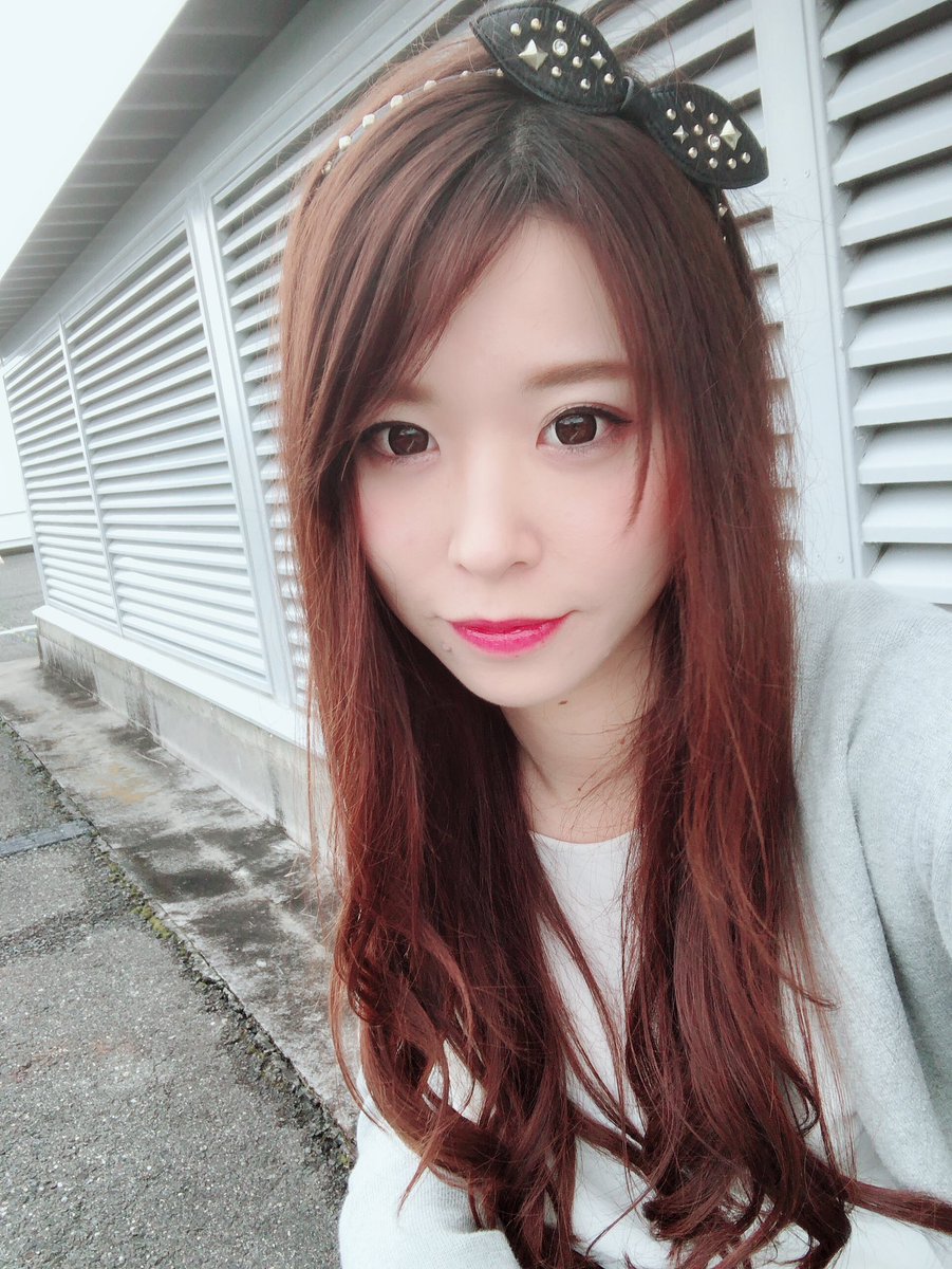 七瀬静香 Janbari Tv در توییتر 絆の勝率 カチューシャを付けていい年齢 色々と不安ですが 本日はキコーナ高井田店さんで頑張ります W 風が強く寒いので 温かい服装でお出かけ下さい 今日も１日ファイト