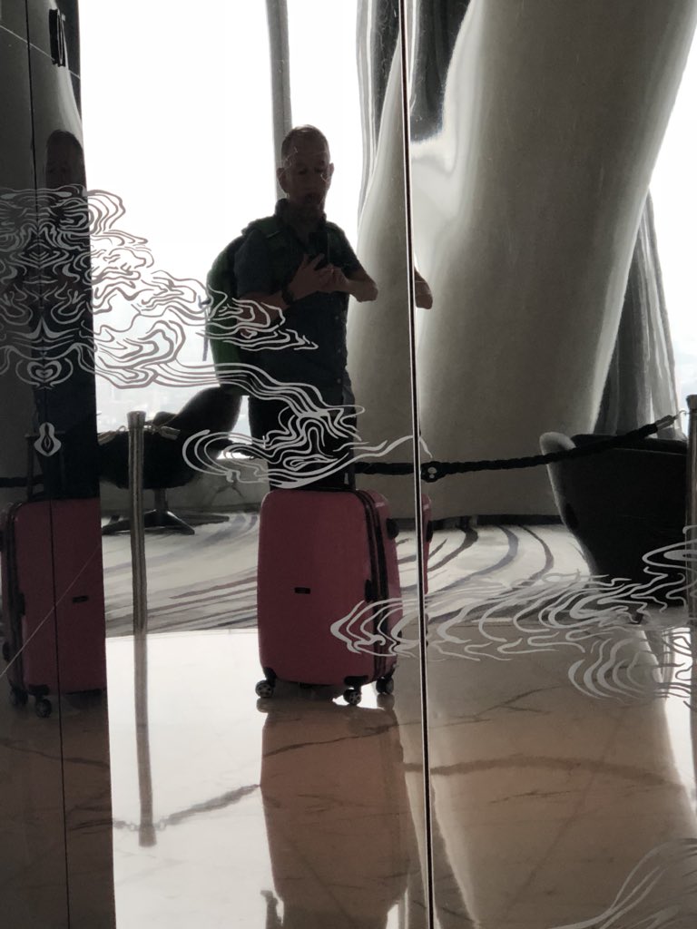 SmallTimeVC's tweet photo. Experimented with traveling 'light': backpack plus small check-in.

I don't see the advantage / I'm not a camel ;)

It was actually far easier traveling all over Europe with my #glideluggage prototype loaded to the max.

And, far more convenient ...

#havefun #packeverything https://t.co/EPBXTIVakX