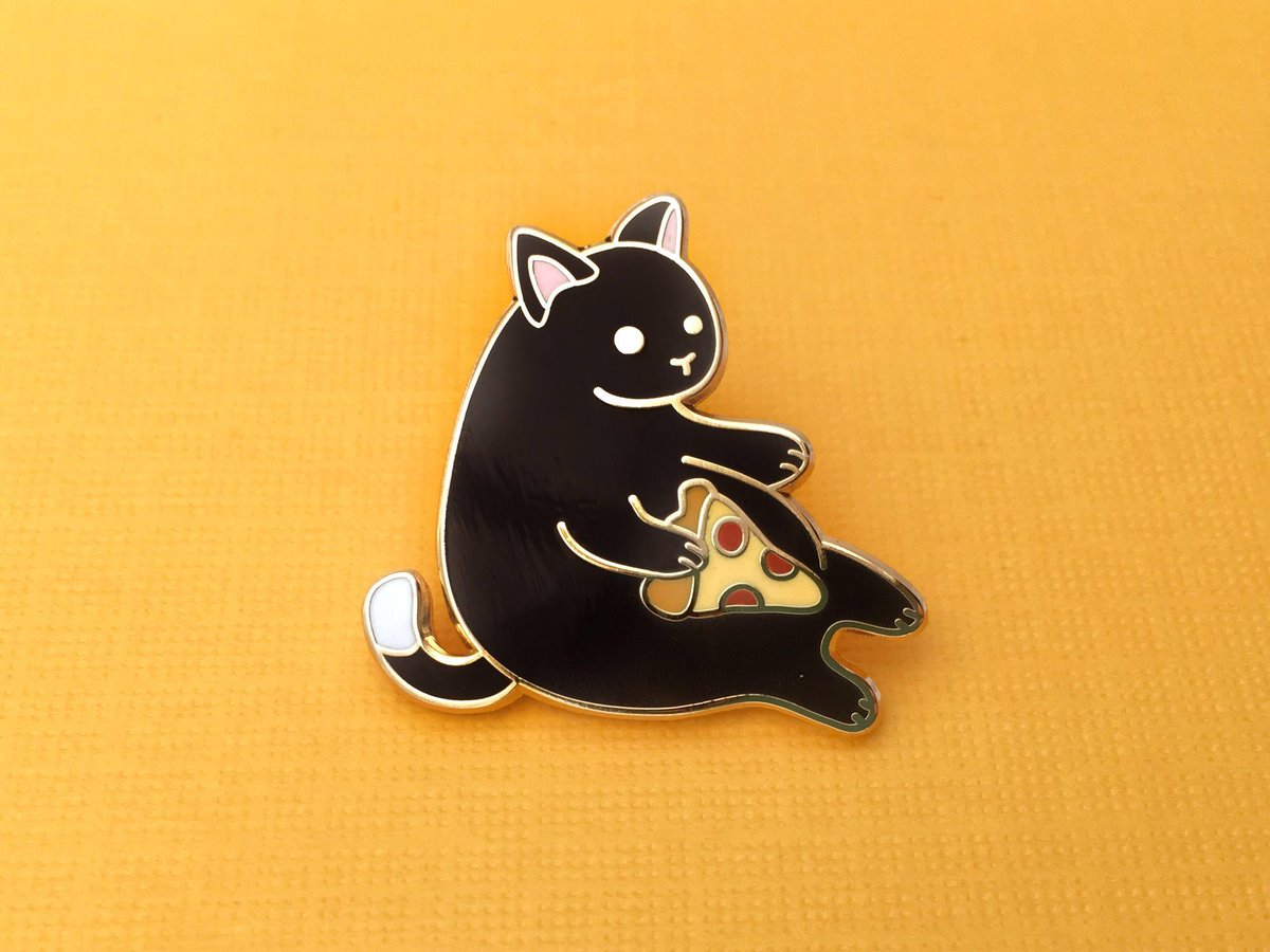rosislawa's tweet photo. Finally found my spirit animal - the pizza cat! #pizza #cat #spiritanimal https://t.co/4ydnuGnSUe