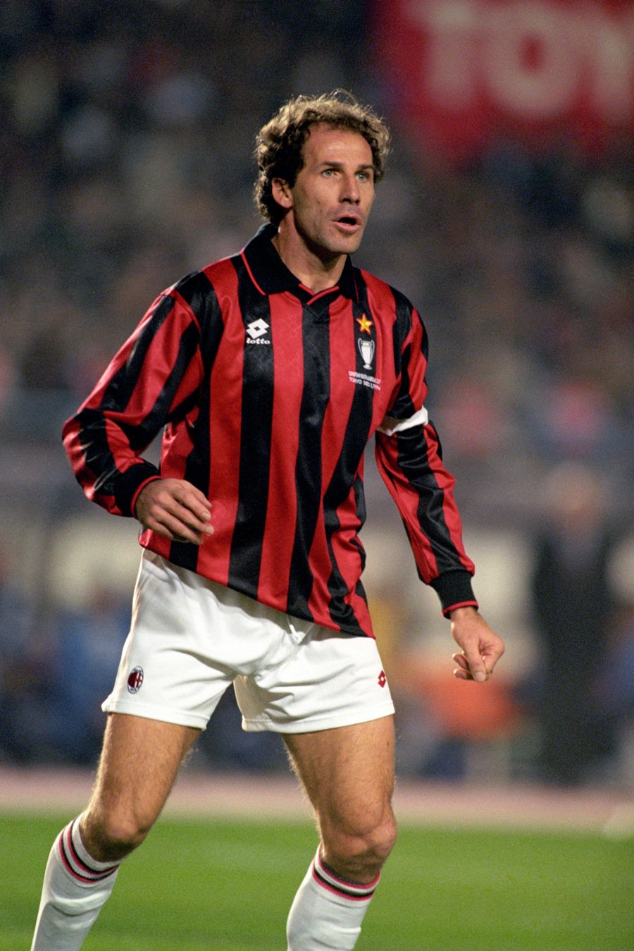 Happy birthday Franco Baresi(born 8.5.1960)
1977-1997 Milan 719 apps,33 goals(total)
LEGEND! 