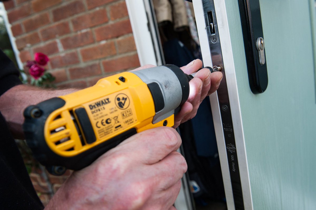 1stlocksmiths's tweet photo. First Choice Locksmith provides a full range of Commercial Locksmith Security Services for every type of business. Give us a call.
.
.
.
Contact Today: https://t.co/4eQCnxJcj5 #firstchoicelocksmith #commerciallocksmith #denverlocksmith #auroralocksmith #LockKeys #TuesdayThoughts https://t.co/RqgnN8qFKa