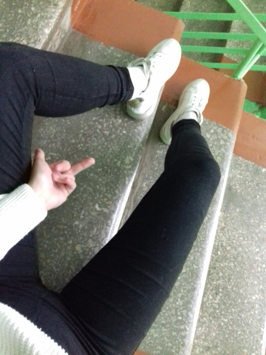 prosto_mayyy's tweet photo. Я приеду и ебну тебя по голове https://t.co/e0rjW3A2a2