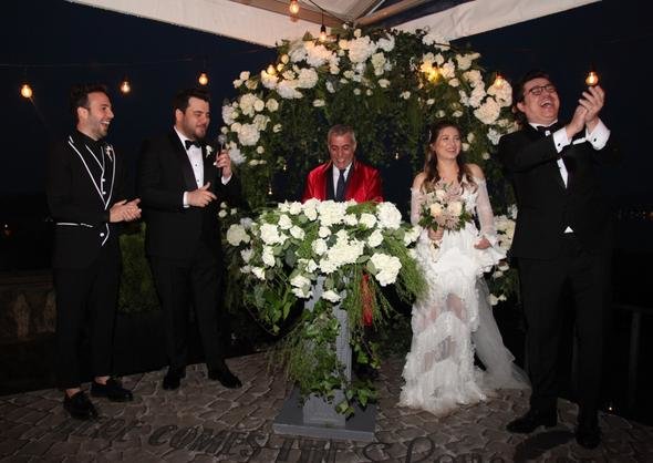 İbrahim Büyükak ve Nurdan Beşen'in düğününden 📷❤