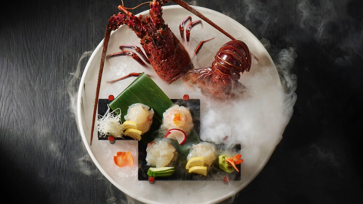 Fancy a shellfish feast? We've gathered 10 places serving tasty seafood dishes, in partnership with <a href="/AmexAU/">Amex Australia</a>. Check it all out here: ow.ly/nv1U30jSMP4 #ad