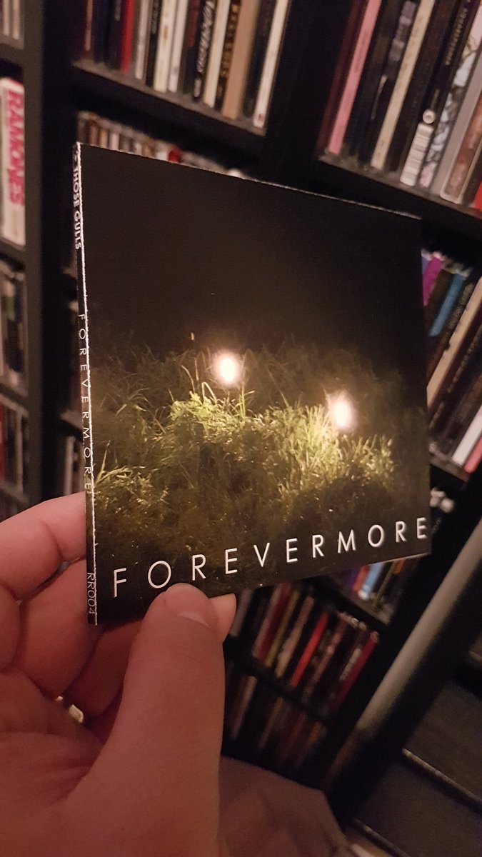 Leigh's CDs tweet media