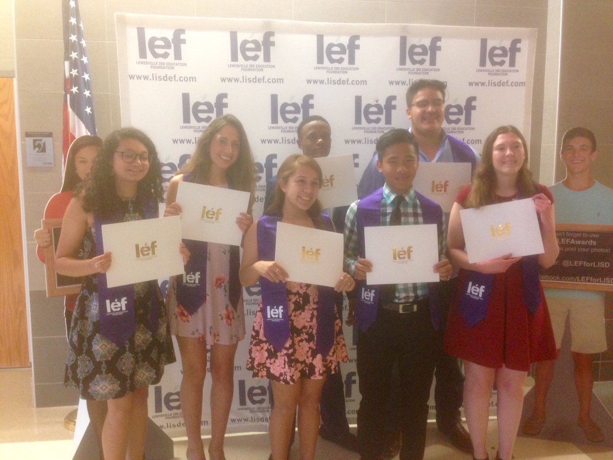 LHSAVID's tweet photo. Congratulation to all of the student who received LEF Scholarships tonight #LEFAwards @LewisvilleHS @HarmonAVID @AVIDlady @AVID4College https://t.co/qrtuf4lndC