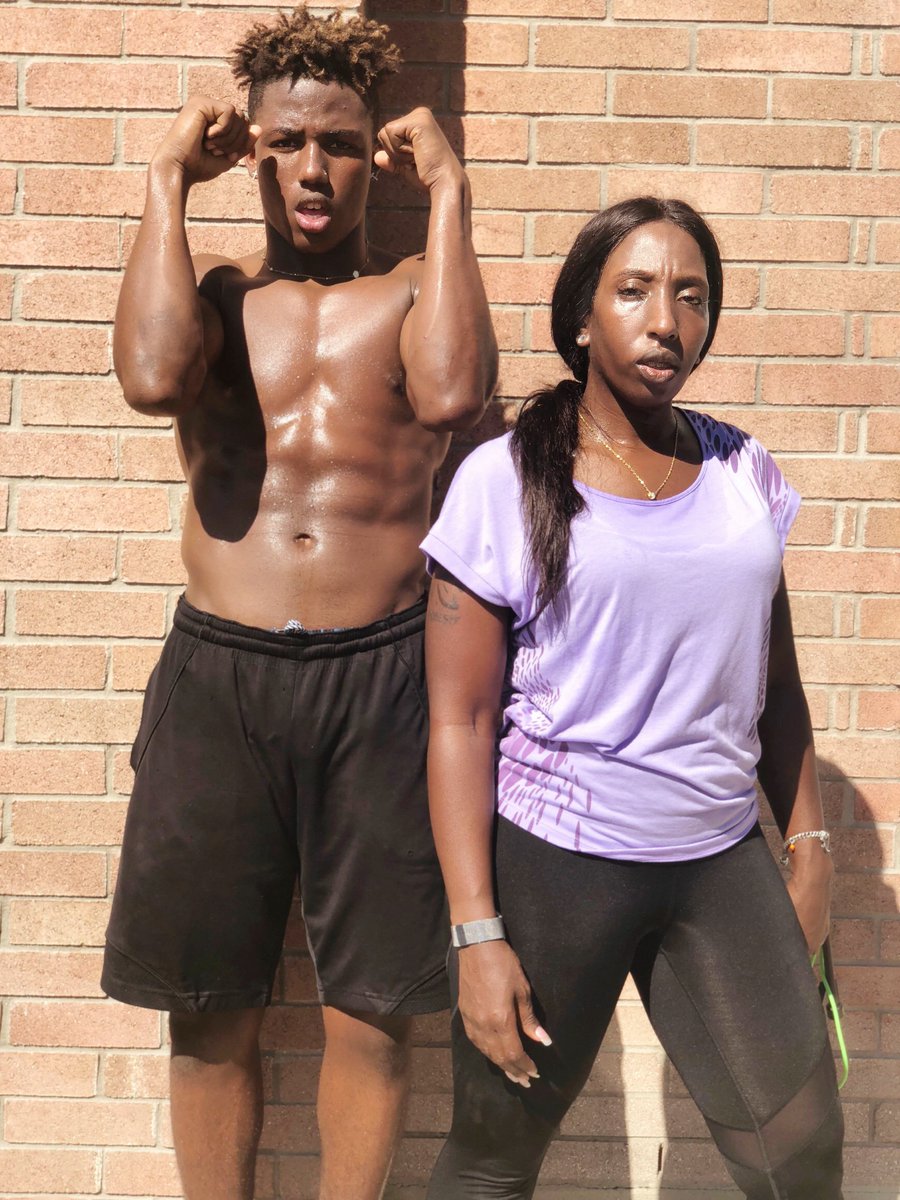 javankajohnson's tweet photo. We can’t control the world, we can’t control others, but what we do have control over we don’t take it lightly. Self. Mind. Body. My one, my only son...DJ Dotson B• east Mode!
#BAttitude #Blogbyjava #BAttitudeapparel #Herbalife #TurnupTea #Ripped #Workout https://t.co/NkK7JSETpo
