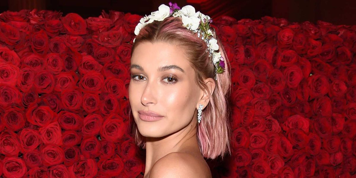 This Is Exactly How Hailey Baldwin Got Her Peachy Pink Hair for the Met Gal...