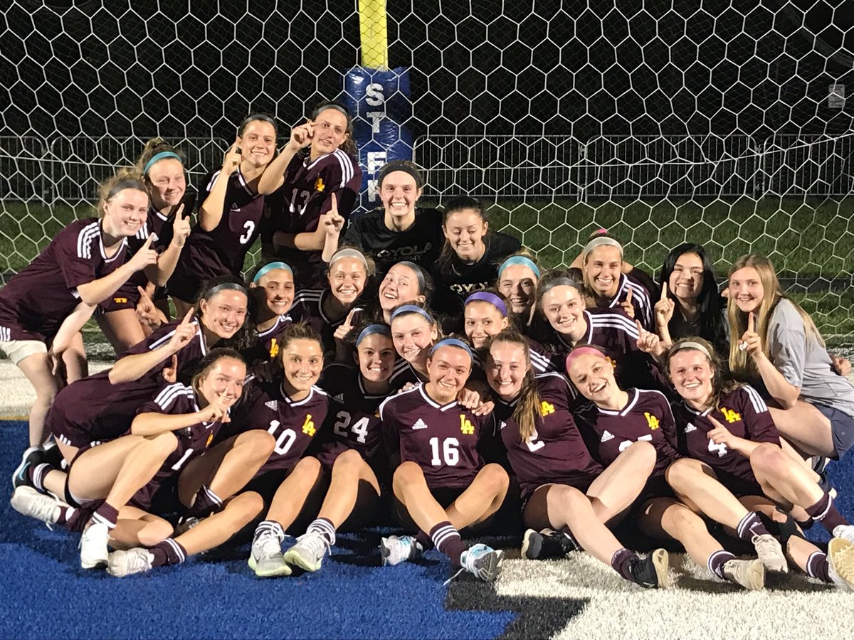 teamcs19's tweet photo. @LAGirlsVSoccer defeats @sfgirlssoccer16 2-0 in hard fought game to win the GCAC Red.  Maggie Avery shutout including PK save.  S. Holton and Chrisman with goals. https://t.co/mW3HKlzgHe