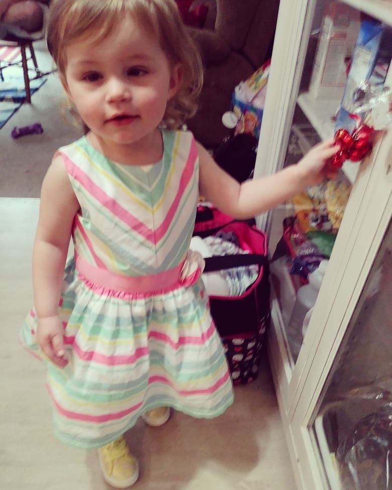 Gabby_tyler2's tweet photo. Happy 2nd birthday 4o my bestest friend ever! #rileybug #mommasbaby #ilovebeingyourmom #youcompleteme https://t.co/SmrXwNDjcI