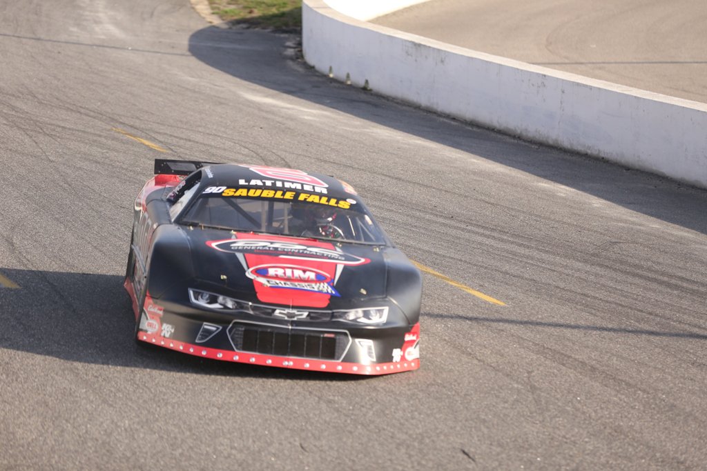ladybug388's tweet photo. .@LatimerJordan Rebounds for Top-Five in Second Feature at @Sunset_Speedway --> https://t.co/Y3XZX0MmIf #NWAAS @NASCARHomeTrack #JoinTeamWix #TeamWix https://t.co/96FDuyUQbM