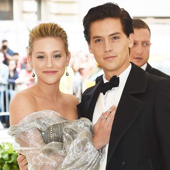 philconcerts's tweet photo. . @lilireinhart and @colesprouse at MET GALA 2018 https://t.co/AlbYwbieUK