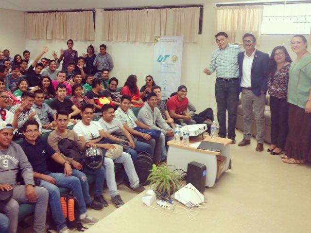 ClarisaToledo's tweet photo. Gracias @123xJoseMiguel Ramírez  por este primer día de actividades. La @RedGlobalMX  en #oaxaca @CapMontreal1 @nodooax @utvco @mecautvco @nydiadelhi @DulmaMartinez https://t.co/suk1gGNV5e