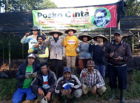 C1NTA ITU anugerah, karena PETANI SENGSARA JIKATAK PUNYA C1NTA (ITIKURIH KOPI CIWIDEY) <a href="/CUCUN/">masalalumu</a> CENTRE, <a href="/cakimiNOW/">A Muhaimin Iskandar</a>