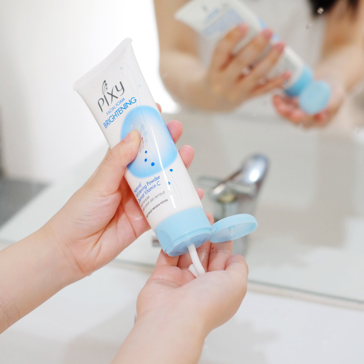 pixy brightening facial foam