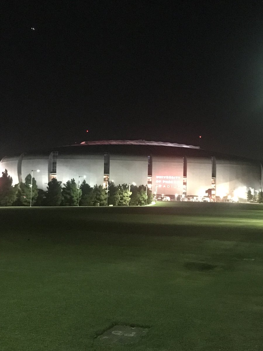 RachelColeTV's tweet image. The lights are on and more rehearsals are underway! #12News @taylorswift13 #Reputation #WatchtoWin tickets!! #UofP Stadium