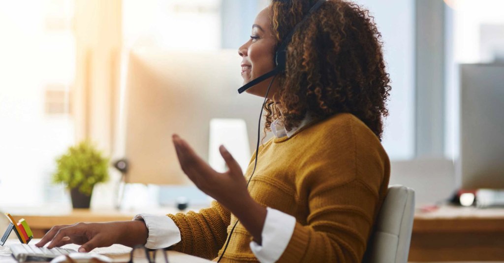 IBMwatsonx's tweet photo. No matter the size of the company, there's a #chatbot that can help meet its needs. Watson Assistant has the tools to get started. Here's how: https://t.co/5bpbTVPrJQ https://t.co/hSWEnEqxnu