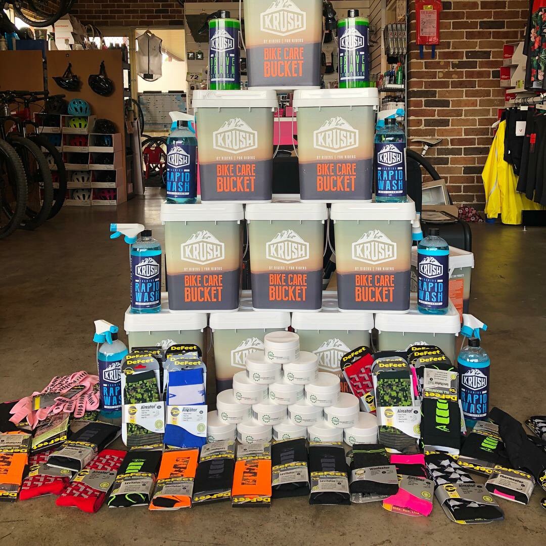 The prizes are rolling in for the <a href="/nickscycles/">Nickscycles</a> @wsmtb #CX series thanks <a href="/robbiemcewen/">Robert McEwen</a> @rosscoe888 for their awesome chamois cream @krushoz <a href="/bikecorp/">Bikecorp</a> for the awesome #krush buckets, rapid wash and Degreaser and Cycling Connections for the @defeet_international socks and Gloves.