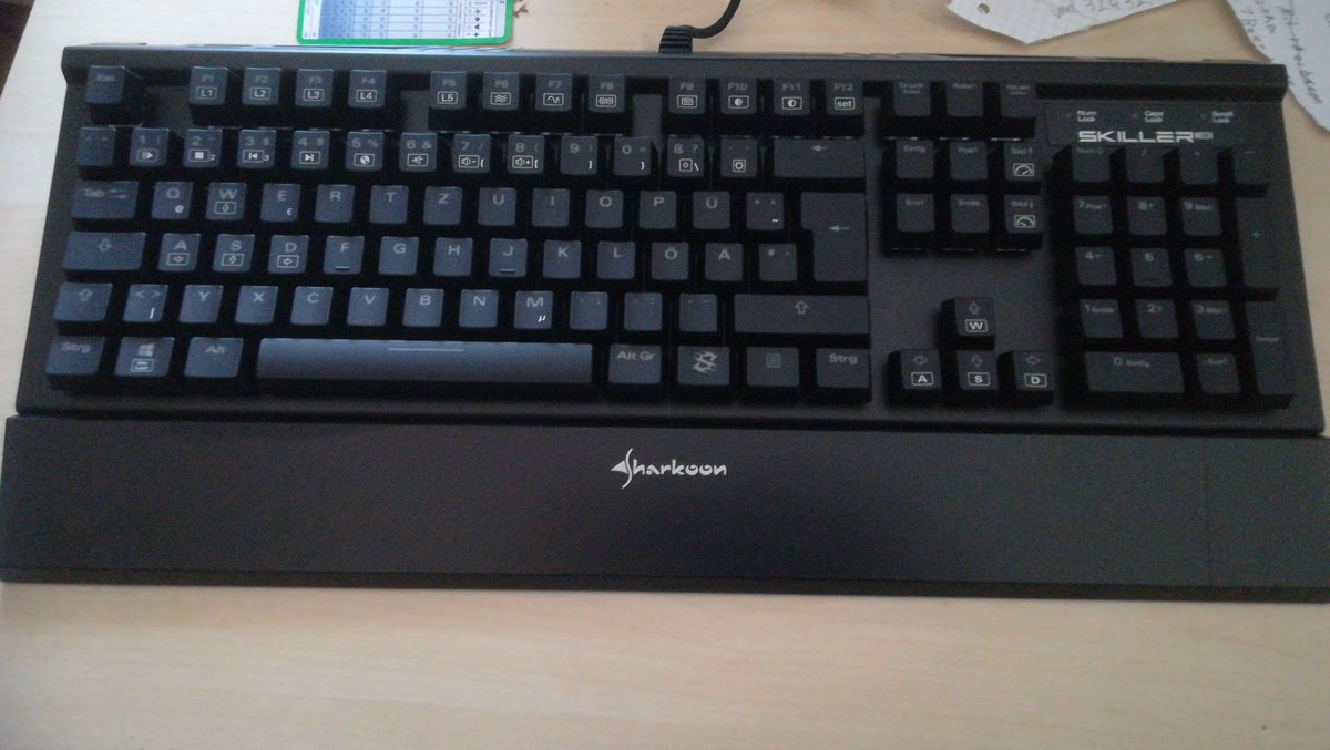DatisMoritz's tweet image. Neue Tastatur