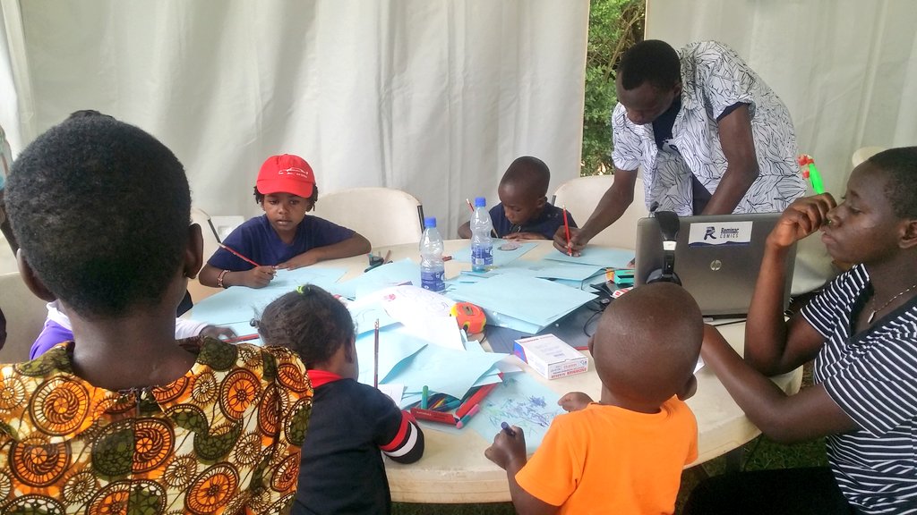 reminac_comics's tweet photo. Representing at #Azulato2018 last weekend courtesy of @GZ_Kampala. The kids really enjoyed the drawing workshop. https://t.co/WDx5D77Zef